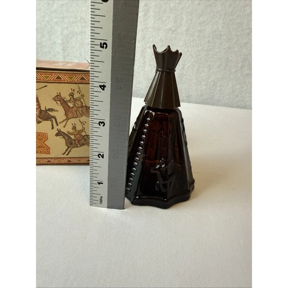 Vintage 1974 Avon Indian Tepee Decanter Bottle Full With Box Wild Country 4oz